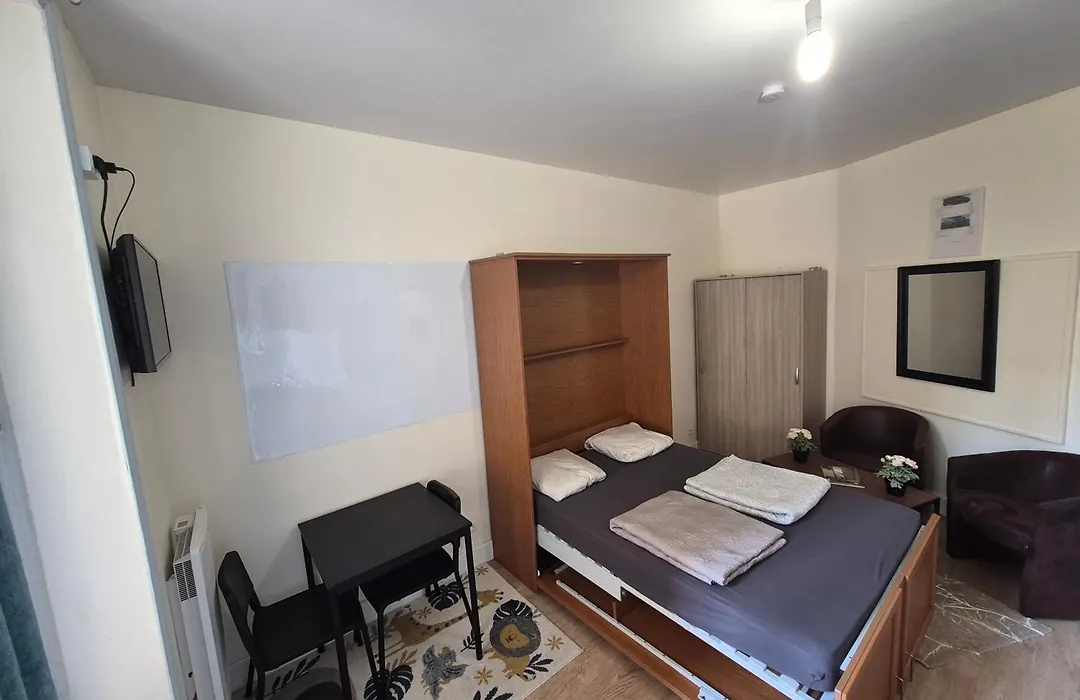 Charmant Studio Spacieux Paris-1